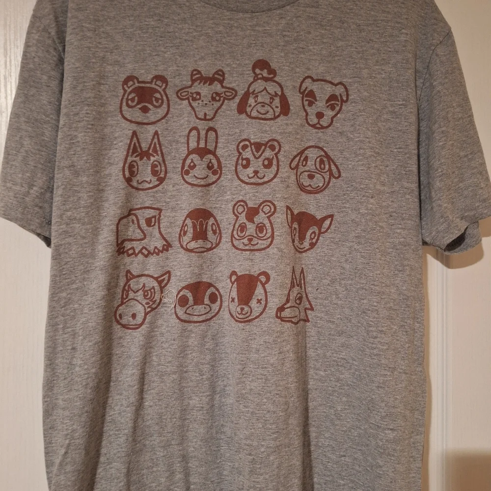 Gray Graphic T-Shirt Animal Crossing Hot Topic Large Womens Juniors Unisex - Picture 2 of 2